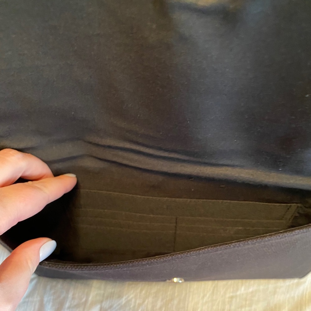 Clutch - Picture 3 of 4